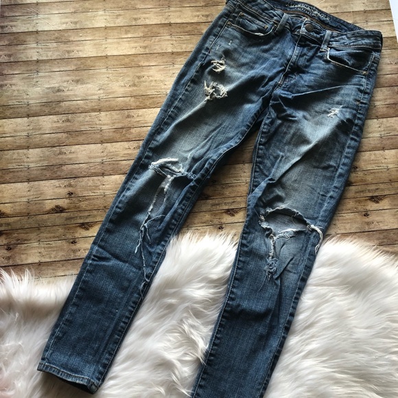 American Eagle Outfitters Denim - American Eagle severely distressed skinny jeans
